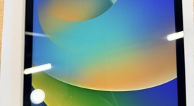 Good
													Apple iPad 9th Gen - Unlocked, Gray, 64 GB, A2603, photo 1 of 3