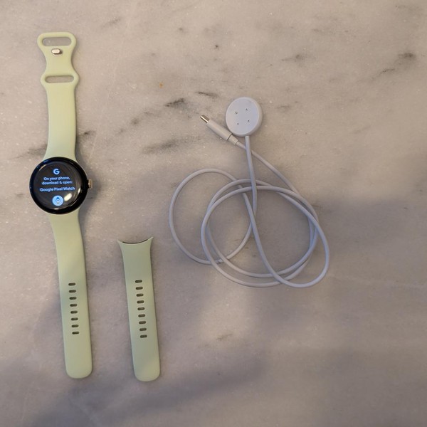 Google Pixel Watch 3 - Unlocked, Gold, 41mm, LTE