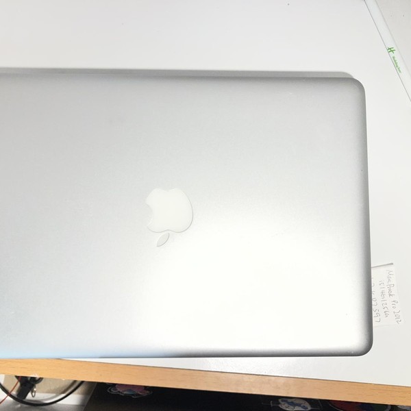 MacBook Pro 2012 (Unibody) - 13 inch - 256 GB, Silver, 4 GB