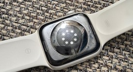Good
													Apple Watch Series 8 45mm - Silver, A2771 - GPS, Aluminum, photo 3 of 4