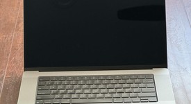 Mint
													MacBook Pro 2021 - 16" - Apple M1 Max, Gray, 4 TB, 64 GB, photo 2 of 10