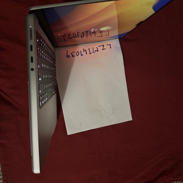 MacBook Pro 2021 - 14 inch - 1 TB, Silver, 16 GB, Apple M1 Pro 10-core