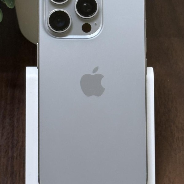 Apple iPhone 16 Pro - Unlocked, 512 GB, Natural, A3083