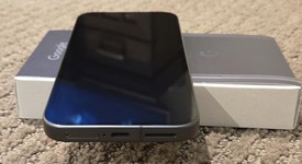 Mint
													Google Pixel 9a - Visible, Obsidian, 128 GB, 8 GB, photo 4 of 6