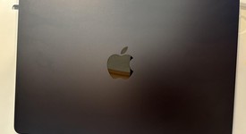 Mint
													MacBook Air 2022 - 13" - Apple M2, Midnight, 256 GB, 8 GB, photo 5 of 11