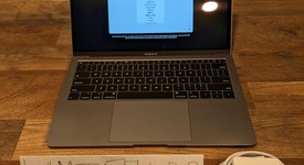 Fair
													MacBook Air 2018 - 13" - I5, Gray, 512 GB, 16 GB, photo 1 of 18