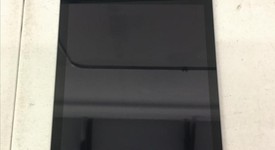 Good
													Apple iPad Air - Unlocked, Gray, 32 GB, photo 2 of 7