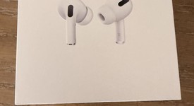 Used
													Apple AirPods Pro - Wireless Case, photo 1 of 5