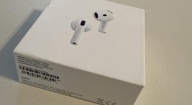 New
													Apple AirPods 4th Gen - Active Noise Cancellation, photo 2 of 4