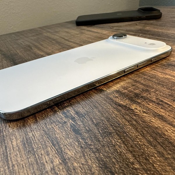 Apple iPhone Air - AT&T, 256 GB, Sky Blue, A3260