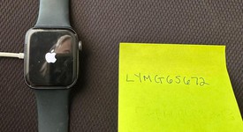 Good
													Apple Watch SE 1st Gen 44mm - Gray, A2352 - GPS, Aluminum, photo 4 of 9