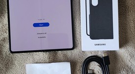Good
													Samsung Galaxy Z Fold4 5G - Unlocked, Black, 256 GB, 12 GB, SM-F936U1, photo 1 of 14