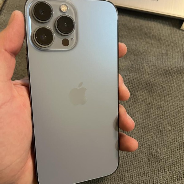 Apple iPhone 13 Pro Max - Unlocked, 512 GB, Sierra Blue, A2484