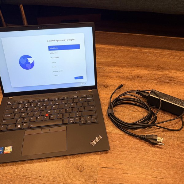 Lenovo ThinkPad T14s (Gen 4) - 512 GB, Black, 16 GB, Intel Core i7, Intel