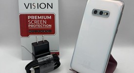 Mint
													Samsung Galaxy S10e - Unlocked, White, 128 GB, 6 GB, SM-G970U1, photo 1 of 4