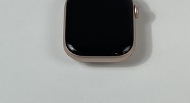 Good
													Apple Watch Series 10 42mm - Unlocked, Rose Gold, A3001 - Cellular, Aluminum, photo 2 of 7