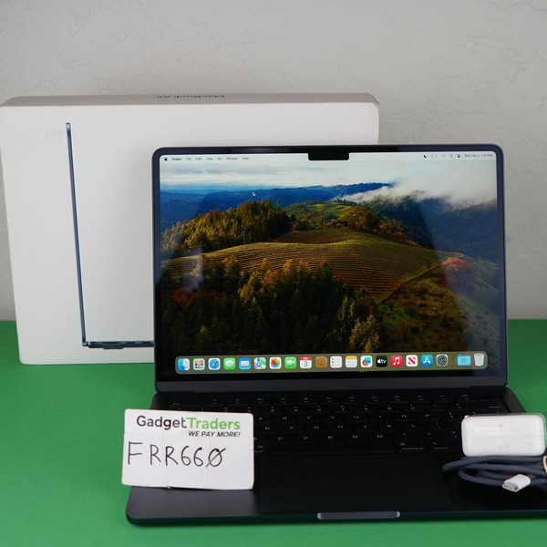 MacBook Air 2024 (M3) - 13 inch - 256 GB, Midnight, 8 GB, Apple M3, 8-core GPU