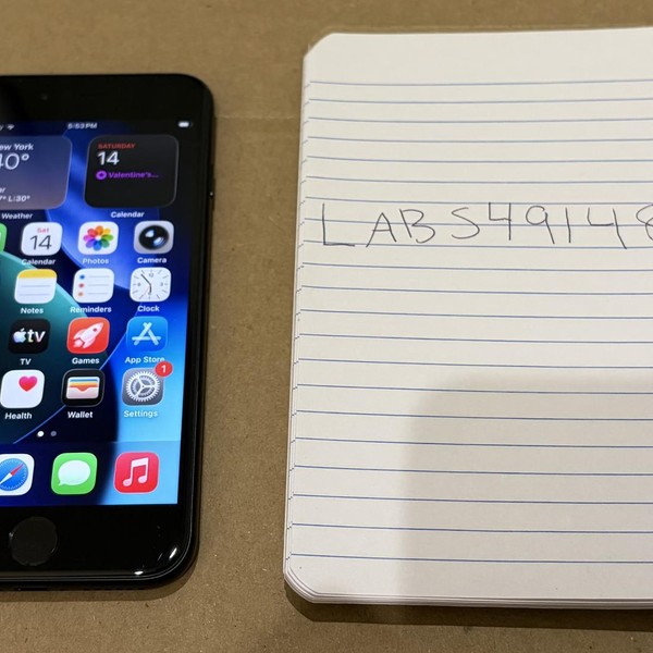 Apple iPhone SE 3rd Gen 2022 - Unlocked, 64 GB, Midnight, A2595