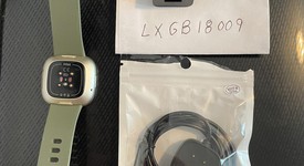 Good
													Fitbit Versa 3 - Olive, photo 5 of 5
