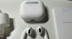 Used
													Apple AirPods 4th Gen - Standard, photo 3 of 3