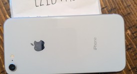 Good
													Apple iPhone 8 - Unlocked, Silver, 64 GB, A1905, GSM, photo 2 of 3