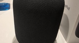 Mint
													Apple HomePod 2nd Gen - Midnight, photo 3 of 5