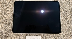 Good
													Apple iPad Pro 11" (M4) 2024 - Unlocked, Silver, 256 GB, 8 GB, A2837, Standard Glass, photo 2 of 7