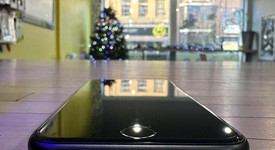 Mint
													Apple iPhone 8 - Unlocked, Gray, 128 GB, A1863, photo 3 of 7