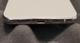 Good
													Apple iPhone 11 Pro - Unlocked, Silver, 256 GB, A2160, photo 3 of 6