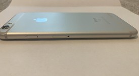 Good
													Apple iPhone 6S - AT&T, Silver, 16 GB, A1633, photo 6 of 6