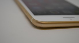Good
													Apple iPhone 7 Plus - Unlocked, Gold, 32 GB, A1661, photo 4 of 13