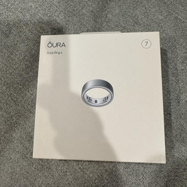 Oura Ring Gen 4 - Brushed Silver, Size 7