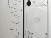 Nothing Phone (2)