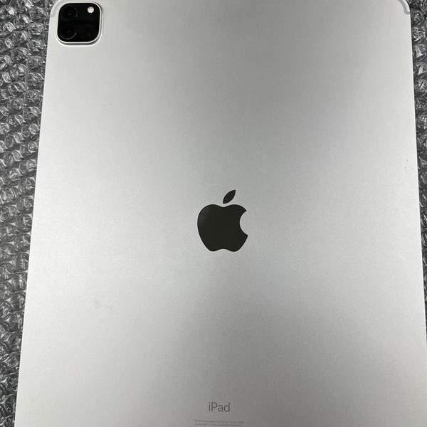 Apple iPad Pro 12.9 inch 4th Gen 2020 - Unlocked, 128 GB, Silver, A2069