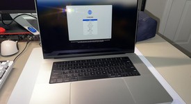 Mint
													MacBook Pro Late 2023 (M3) - 16" - Apple M3 Max 16-core, Silver, 1 TB, 128 GB, 40-core GPU, photo 4 of 17