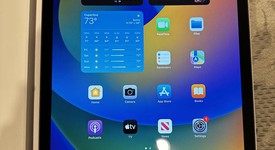 Good
													Apple iPad 7th Gen - Wi-Fi, Gray, 32 GB, A2197, photo 1 of 9