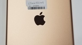 Mint
													Apple iPad 6th Gen - Unlocked, Gold, 32 GB, A1954, photo 4 of 4