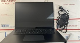 Good
													Microsoft Surface Laptop 4 - I7, Black, 512 GB, 16 GB, 15", photo 1 of 10