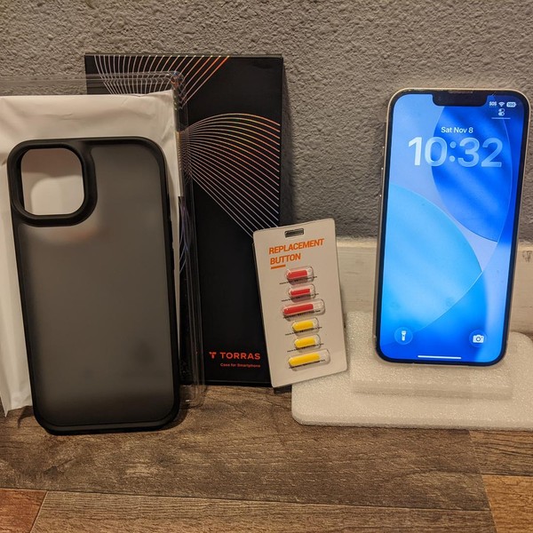 Apple iPhone 13 - Unlocked, 256 GB, Starlight, A2482