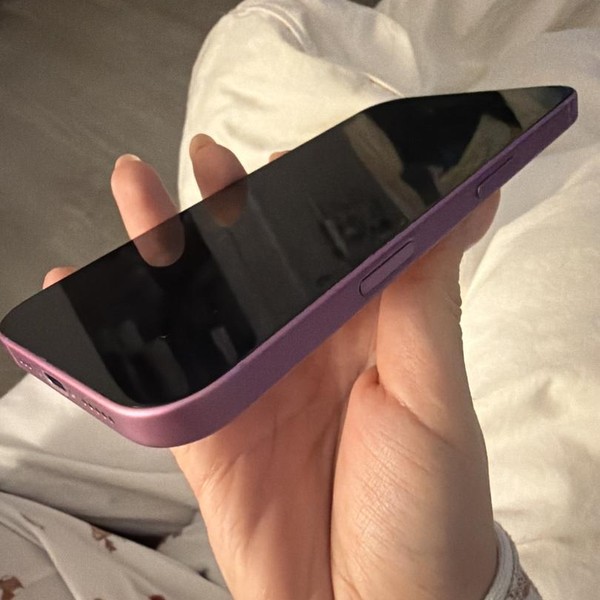 Apple iPhone 16 - Unlocked, 128 GB, Pink, A3081