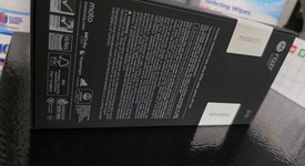 New
													Motorola Razr Ultra (2025) - Unlocked, PANTONE Rio Red, 512 GB, 16 GB, photo 5 of 6