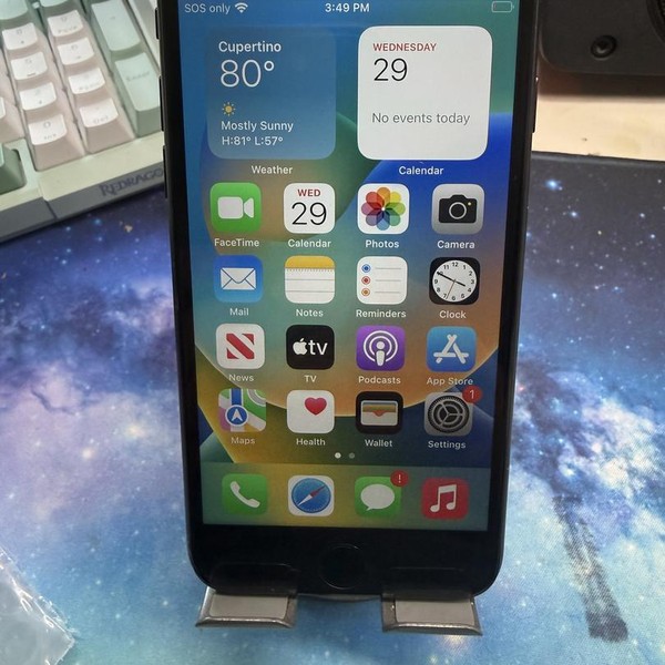 Apple iPhone 8 - Unlocked, 64 GB, Gray, A1905, GSM
