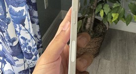 Mint
													Apple iPhone 14 - Unlocked, Starlight, 128 GB, A2649, photo 5 of 6