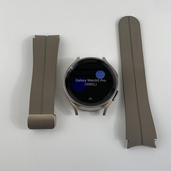 Samsung Galaxy Watch5 Pro - Unlocked, Gray, 45mm