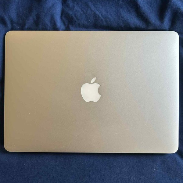 MacBook Air 2017 - 13 inch - 128 GB, Silver, 8 GB, Intel Core i7