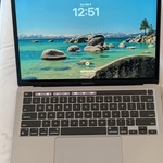 Good MacBook Pro 2018 (With Touch Bar) - 13 inch - 256 GB, Gray, 8 GB, Intel Core i5