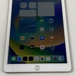 Good Apple iPad (5th Gen) - Wi-Fi, 32 GB, Gold, A1822