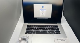 Fair
													MacBook Pro 2018 (With Touch Bar) - 15" - I7, Silver, 256 GB, 16 GB, photo 1 of 10