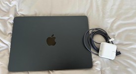 Mint
													MacBook Air 2022 - 13" - Apple M2, Midnight, 256 GB, 16 GB, photo 1 of 16