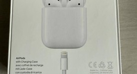 Used
													Apple AirPods 1st Gen - Lightning Case, photo 2 of 7